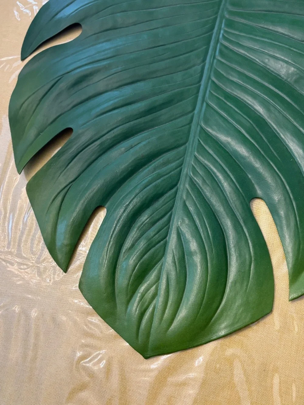 Pier 1 Set of 2 Artificial Green Monstera Leaf Placemats
